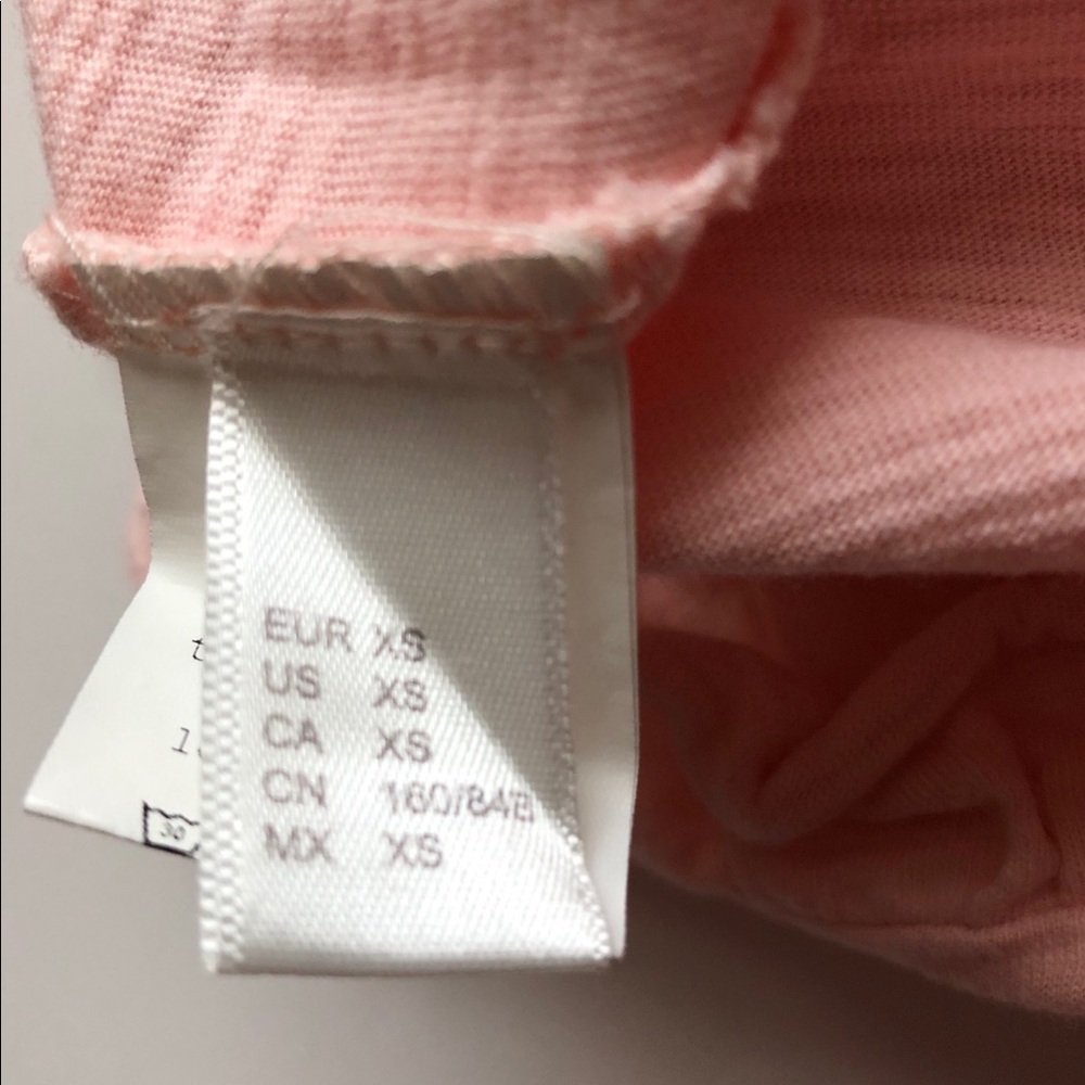Pink ruffle tee - Picture 2 of 3
